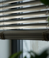 Zaluzje-aluminiowe-braz-loft-wanad-03.jpg Zaluzje-aluminiowe-braz-loft-wanad-03.jpg