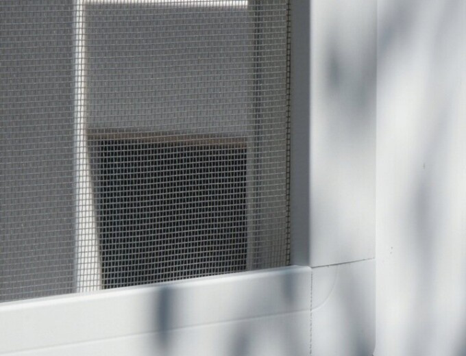 Biała moskitiera ramkowa CLICKY Buzz Biała moskitiera ramkowa CLICKY Buzz