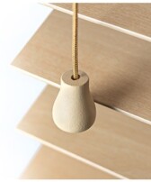 Ecru-Zaluzja-Drewniana-Lipowa-Kolor-CHALWA-Flip50-CLICKY-Koncowka-Sznurka