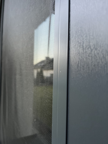 Moskitiera-ramkowa-do-okna-CLICKY-Buzz-Antracytowa-1 Moskitiera-ramkowa-do-okna-CLICKY-Buzz-Antracytowa