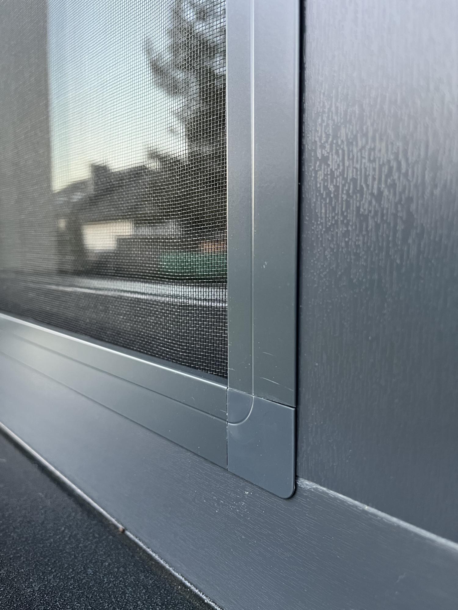 Moskitiera-ramkowa-do-okna-CLICKY-Buzz-Antracytowa-5 Moskitiera-ramkowa-do-okna-CLICKY-Buzz-Antracytowa