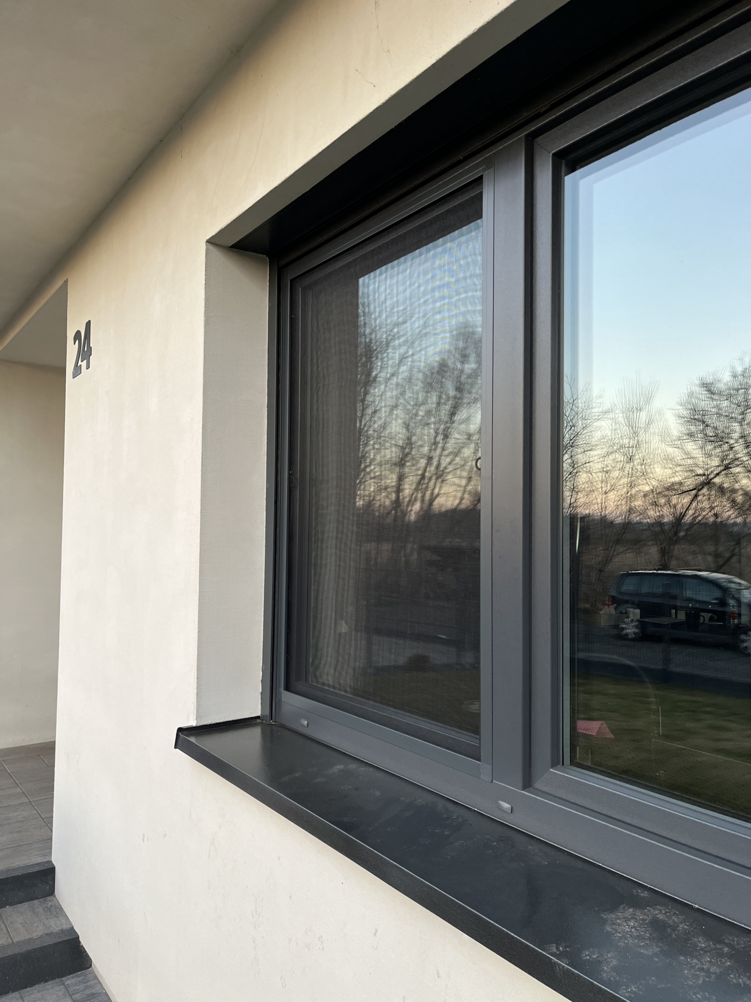 Moskitiera-ramkowa-do-okna-CLICKY-Buzz-Antracytowa-6 Moskitiera-ramkowa-do-okna-CLICKY-Buzz-Antracytowa