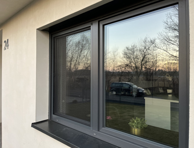 Moskitiera-ramkowa-do-okna-CLICKY-Buzz-Antracytowa-8 Moskitiera-ramkowa-do-okna-CLICKY-Buzz-Antracytowa