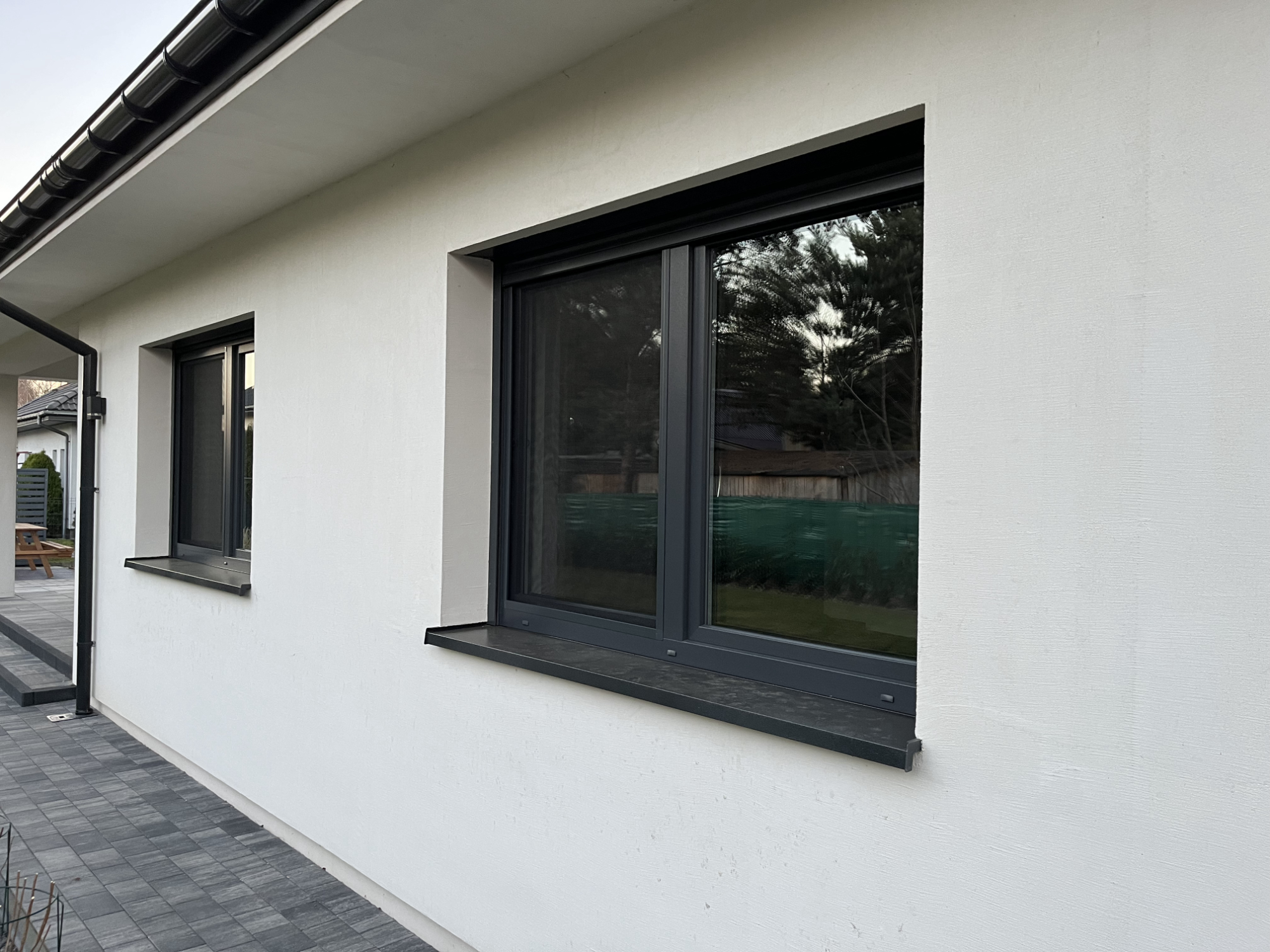 Moskitiera-ramkowa-do-okna-CLICKY-Buzz-Antracytowa-9 Moskitiera-ramkowa-do-okna-CLICKY-Buzz-Antracytowa