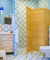 Parawan Louv 1 Parawan Louv w łazience dziecięcej