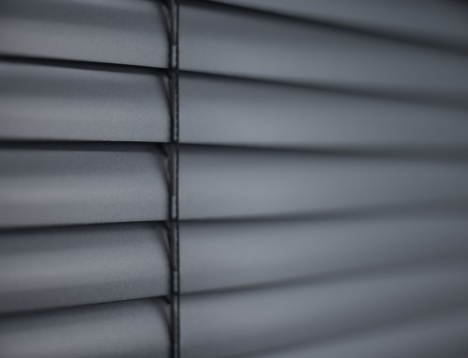 Żaluzje aluminiowe 25 mm kolor Antracytowy metalizowany 996 C2