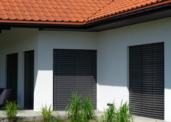 Żaluzja fasadowa C80 DB703