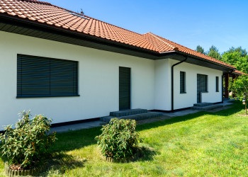 Żaluzja fasadowa C80 DB703