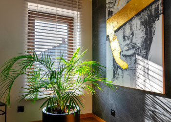 Wewnętrzne żaluzje drewniane 50 mm Clicky Flip kolor kokos sól